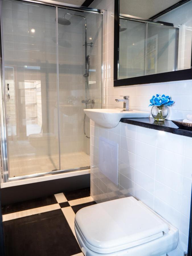 The Sea Lounge Accomodation บรอดสแตร์ส ภายนอก รูปภาพ