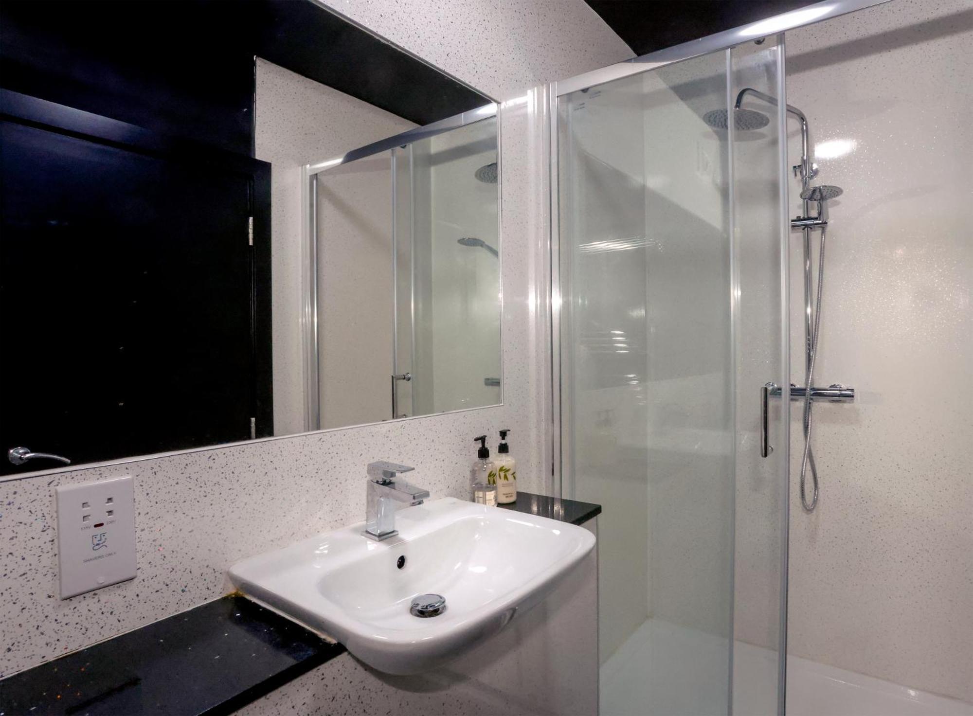 The Sea Lounge Accomodation บรอดสแตร์ส ภายนอก รูปภาพ