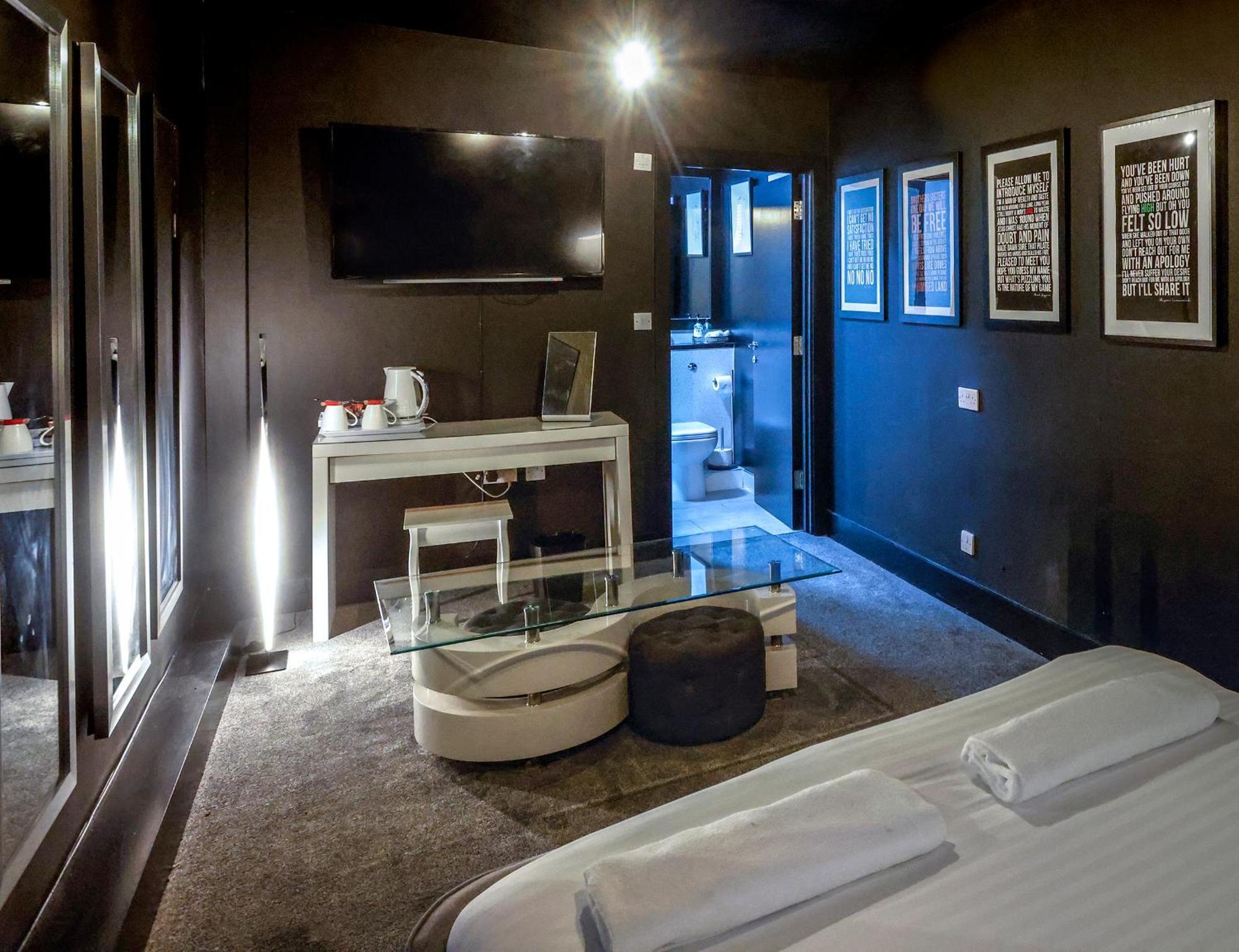 The Sea Lounge Accomodation บรอดสแตร์ส ภายนอก รูปภาพ